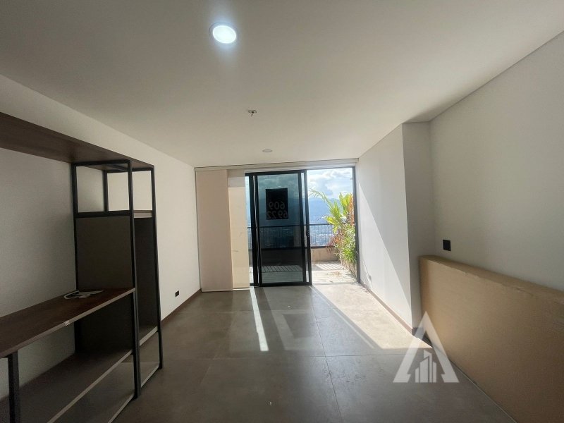 foto_104782_901271444_4304316782_ss