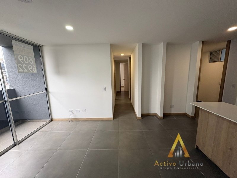 foto_104782_901271444_4343682819_ss