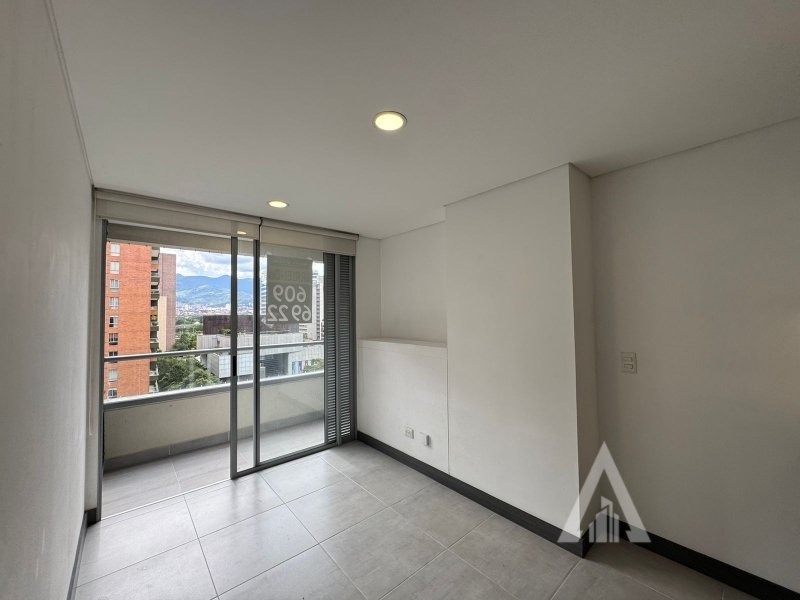 foto_104782_901271444_4671015494_ss