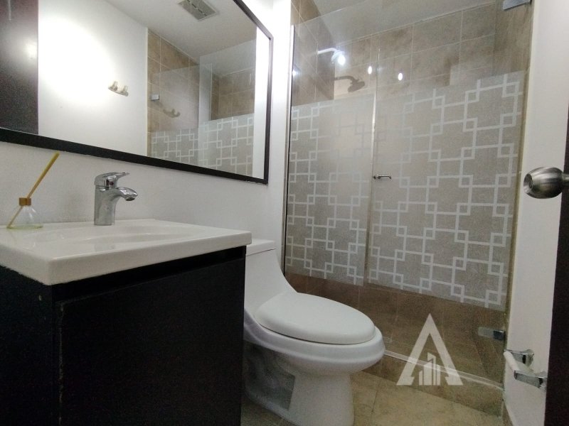 foto_104782_901271444_4807415496_ss