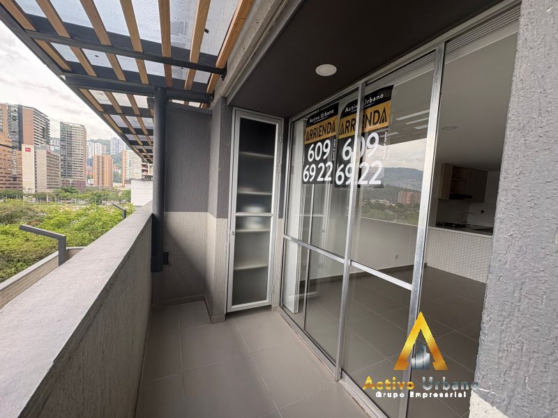 foto_104782_901271444_4821517120_ss