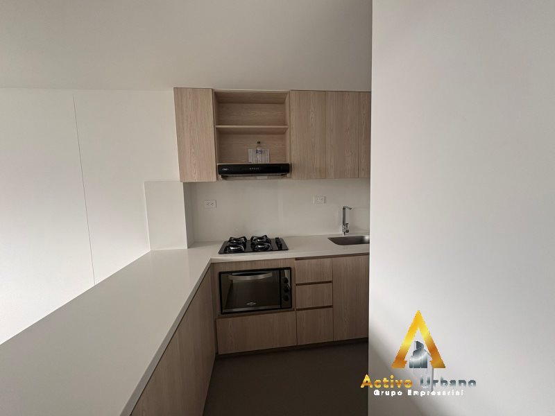 foto_104782_901271444_4833702271_ss