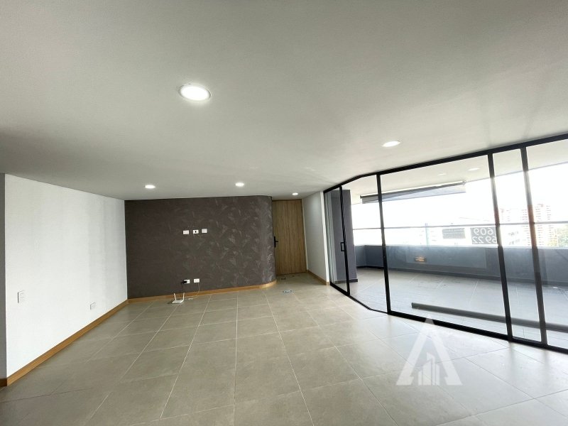 foto_104782_901271444_4840719240_ss