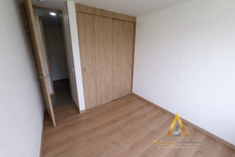 foto_104782_901271444_5634663291_ss