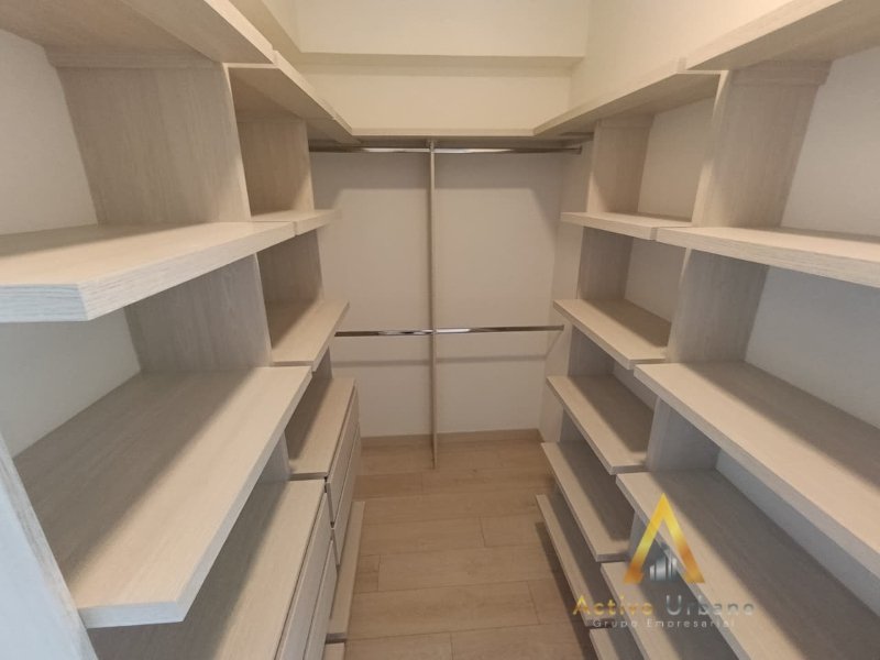 foto_104782_901271444_5666531685_ss