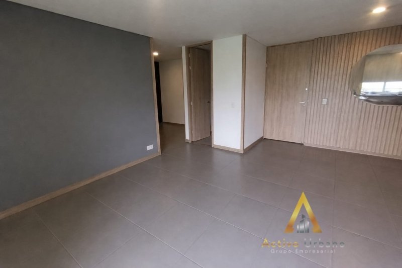 foto_104782_901271444_5674752882_ss