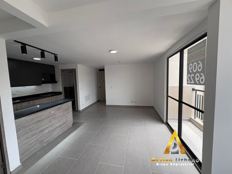 foto_104782_901271444_5935260723_ss