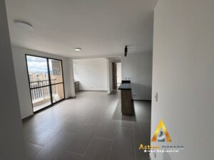 foto_104782_901271444_6011113427_ss