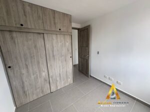 foto_104782_901271444_6011368194_ss