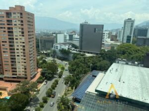 foto_104782_901271444_6389364836_ss