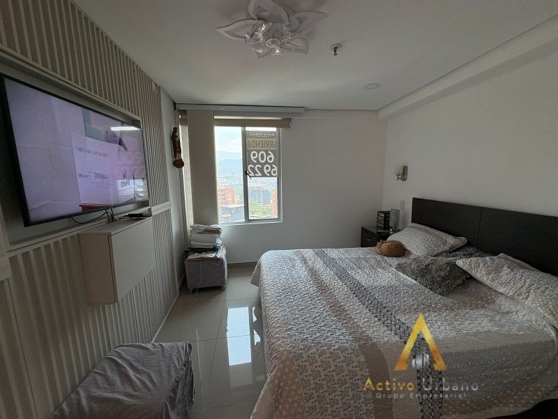 foto_104782_901271444_6441370208_ss