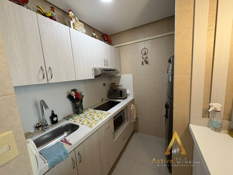 foto_104782_901271444_6465306587_ss