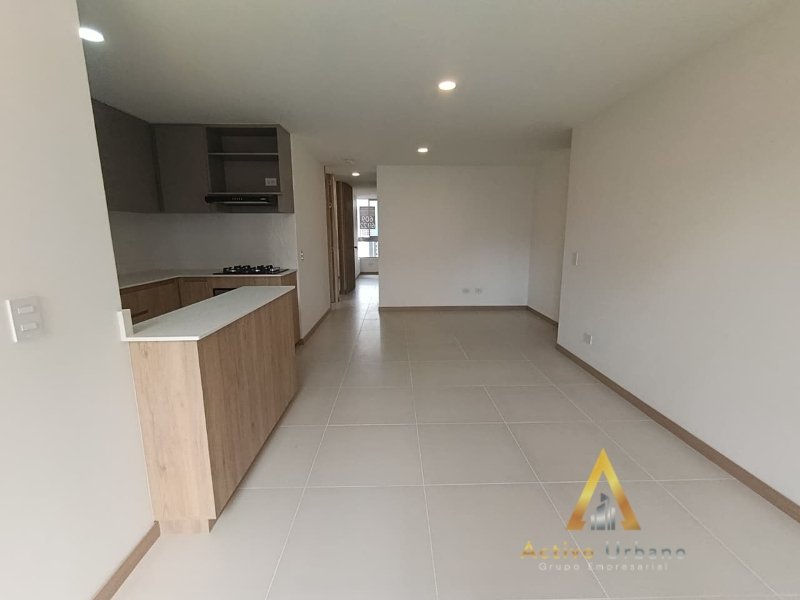 foto_104782_901271444_6710827917_ss