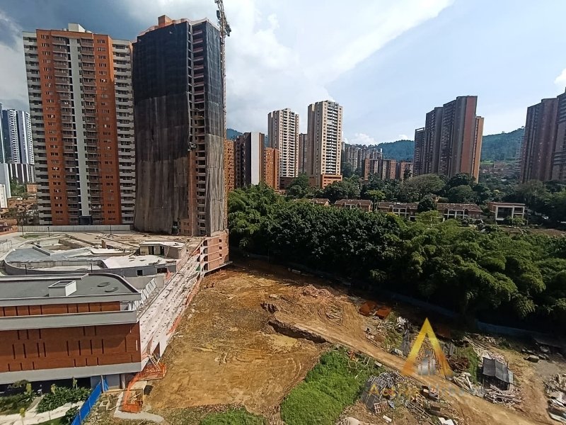 foto_104782_901271444_6747698434_ss