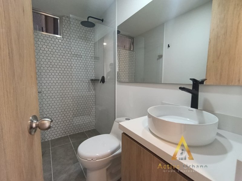 foto_104782_901271444_6758297729_ss