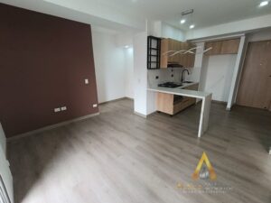 foto_104782_901271444_7420081443_ss