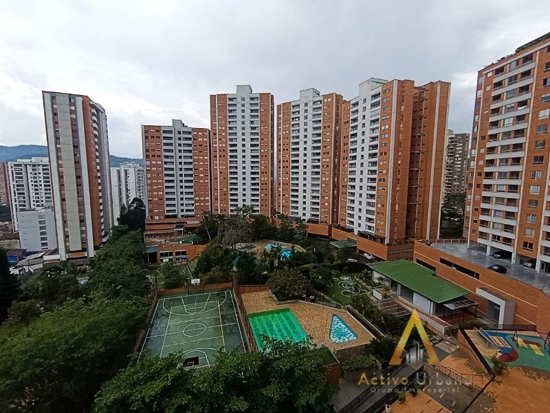 foto_104782_901271444_7421095922_ss