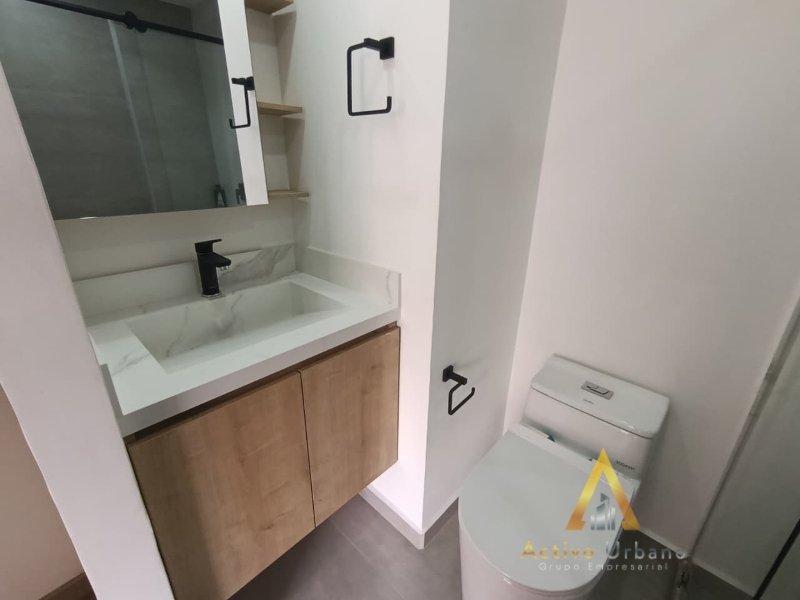 foto_104782_901271444_7491194031_ss