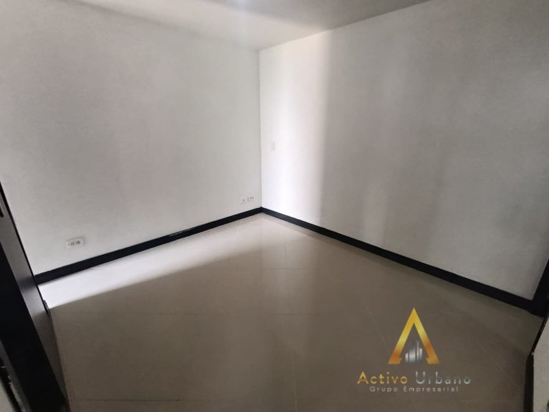 foto_104782_901271444_7553754817_ss