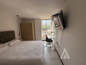 foto_104782_901271444_7614878645_ss