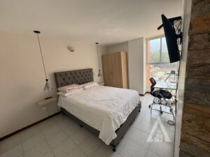 foto_104782_901271444_7658909141_ss