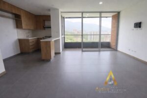 foto_104782_901271444_8039300560_ss