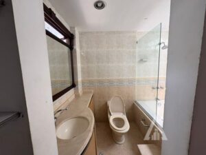 foto_104782_901271444_8223999221_ss