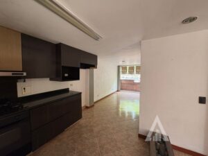 foto_104782_901271444_8250046390_ss