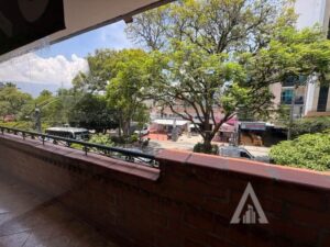 foto_104782_901271444_8254003000_ss