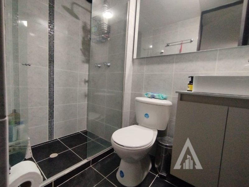 foto_104782_901271444_8630217935_ss