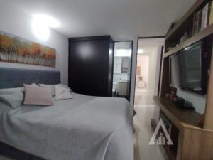 foto_104782_901271444_8662131030_ss