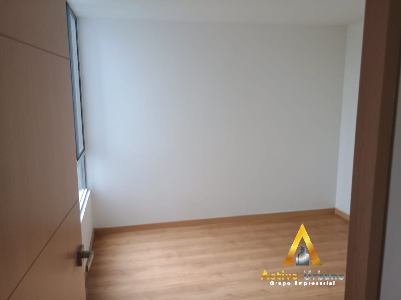 foto_104782_901271444_9167454194_ss