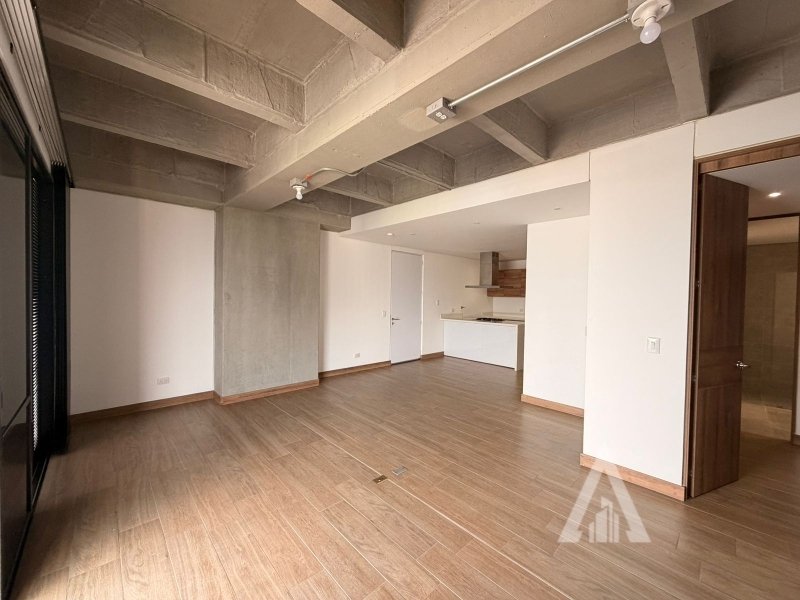 foto_104782_901271444_9175117730_ss