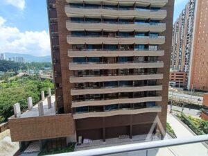 foto_104782_901271444_9521033878_ss