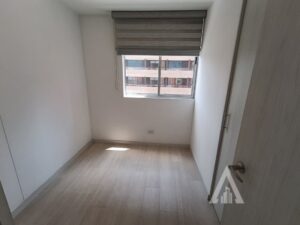 foto_104782_901271444_9527021691_ss