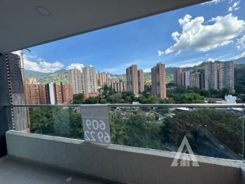 foto_104782_901271444_9791034811_ss