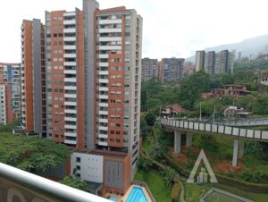 foto_104782_901271444_7587869756_ss