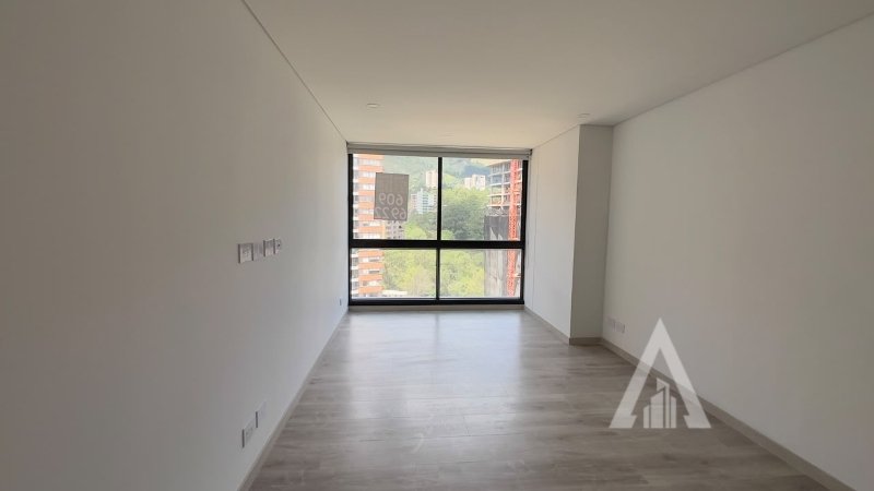 foto_104782_901271444_5107832941_ss